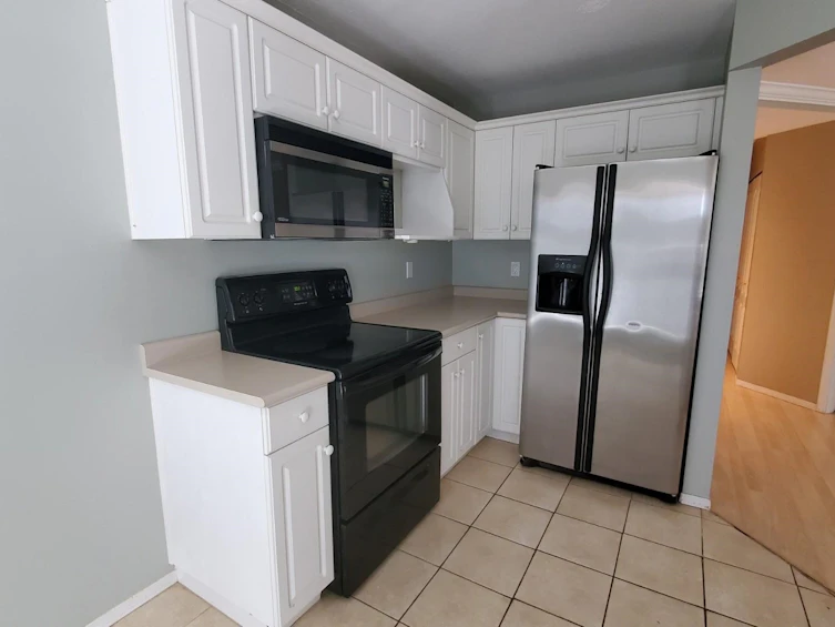 204-32075 George Ferguson Way, Abbotsford, BC, V2T 2K7 - 8