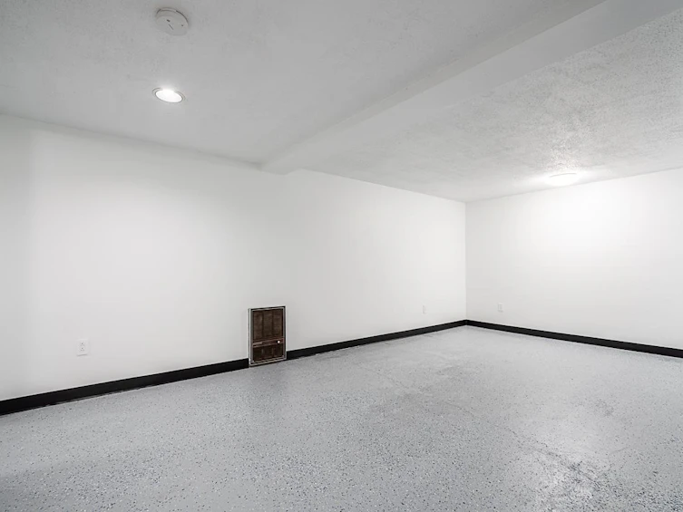 7370 Kokanee Place, Vancouver, BC, V5S 3Y9 - 30