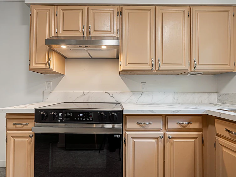 7370 Kokanee Place, Vancouver, BC, V5S 3Y9 - 10