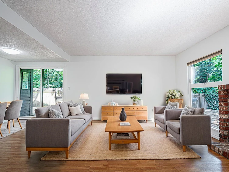 7370 Kokanee Place, Vancouver, BC, V5S 3Y9 - 4