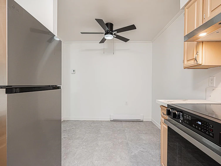 7370 Kokanee Place, Vancouver, BC, V5S 3Y9 - 12
