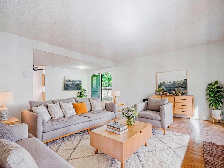 7370 Kokanee Place, Vancouver, BC, V5S 3Y9 - 6