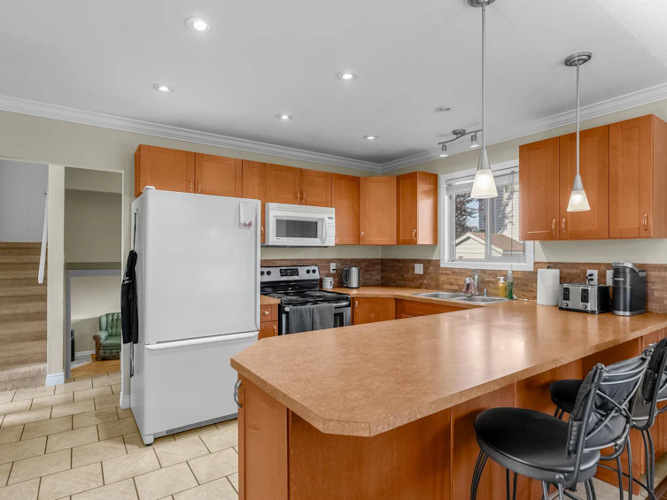 46187 Christina Drive, Chilliwack, BC, V2R 2B6 - 9