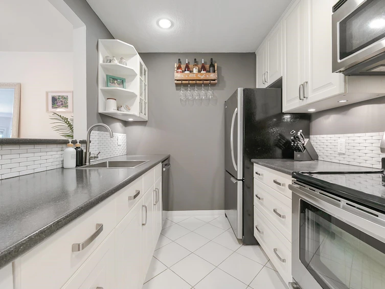 214-555 W 14th Avenue, Vancouver, BC, V5Z 4G8 - 6