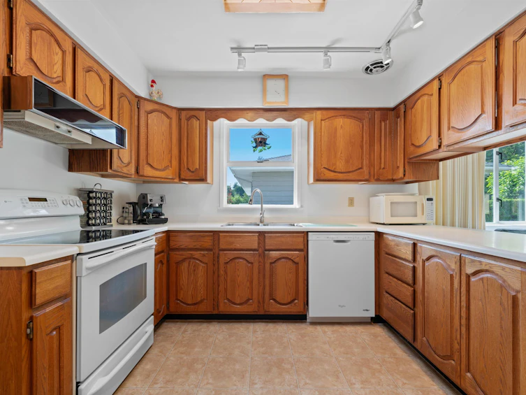 1775 Queens Avenue, West Vancouver, BC, V7V 2X6 - 15
