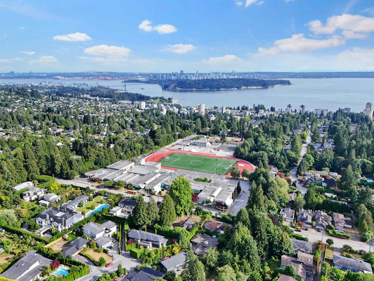 1775 Queens Avenue, West Vancouver, BC, V7V 2X6 - 37