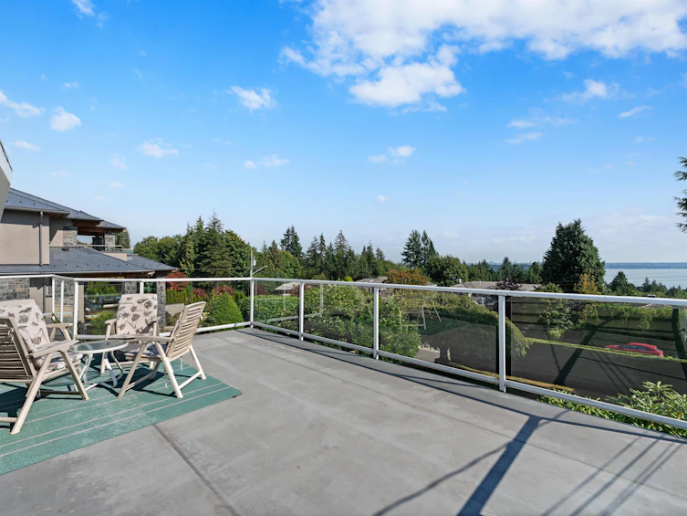 1775 Queens Avenue, West Vancouver, BC, V7V 2X6 - 8
