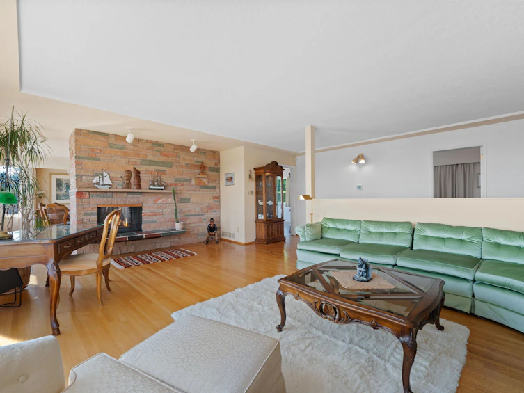 1775 Queens Avenue, West Vancouver, BC, V7V 2X6 - 4