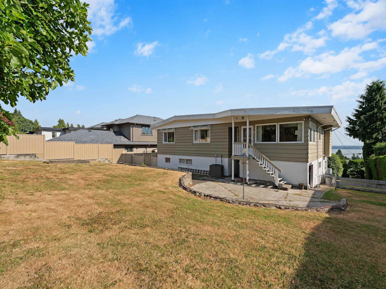 1775 Queens Avenue, West Vancouver, BC, V7V 2X6 - 32