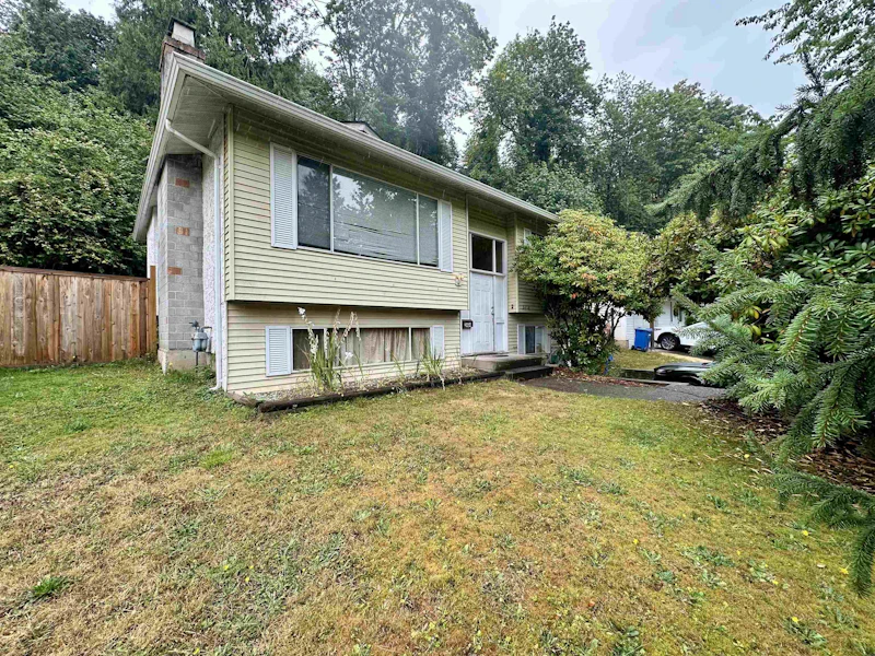 2464 Cameron Crescent, Abbotsford BC V3G 2B1