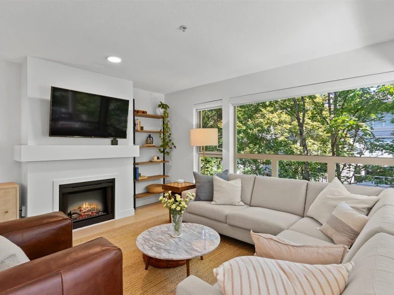325 - 801 Klahanie Drive, Port Moody BC V3H 5K4