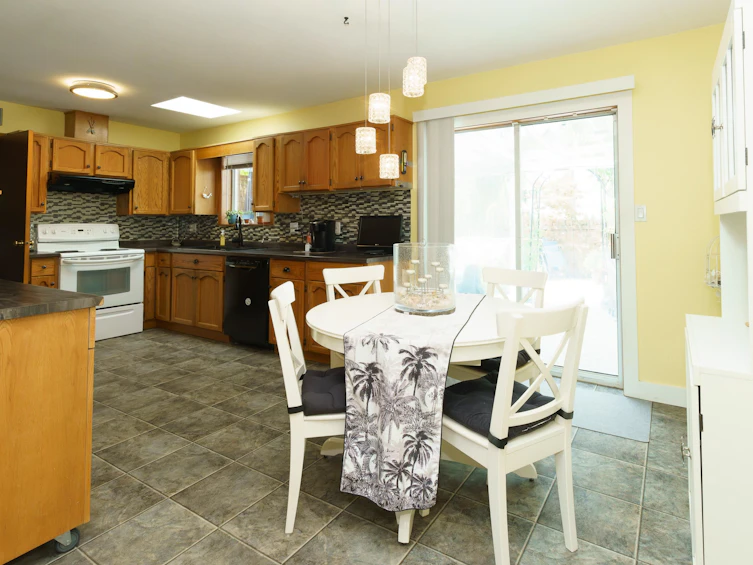 23765 119b Avenue, Maple Ridge, BC, V4R 1V9 - 12