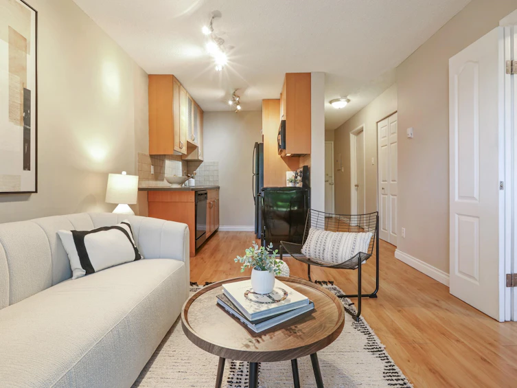 106-2125 W 2nd Avenue, Vancouver, BC, V6K 1H7 - 3