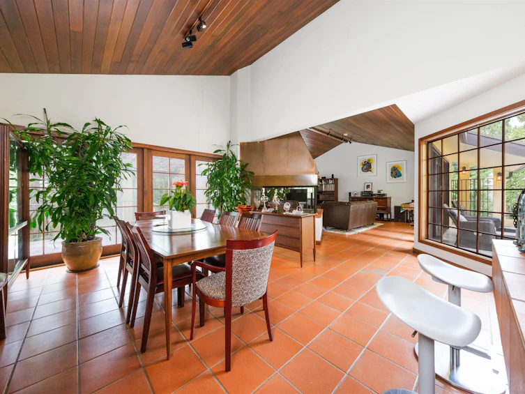 6000 Buckingham Avenue, Burnaby, BC, V5E 2A4 - 5