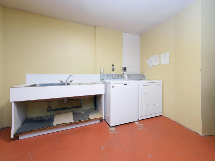6000 Buckingham Avenue, Burnaby, BC, V5E 2A4 - 34