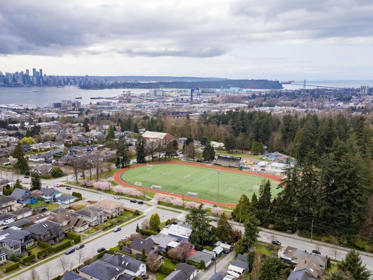 341 W 19th Street, North Vancouver, BC, V7M 1X7 - 6