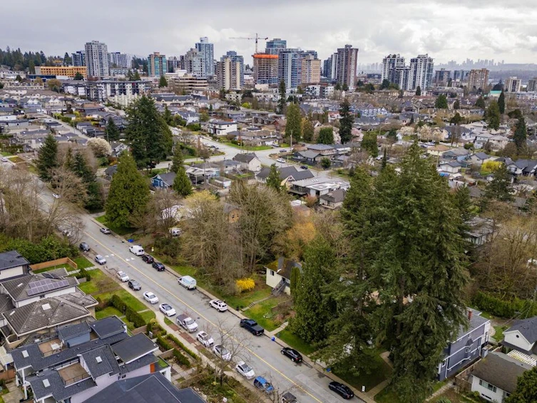 341 W 19th Street, North Vancouver, BC, V7M 1X7 - 28