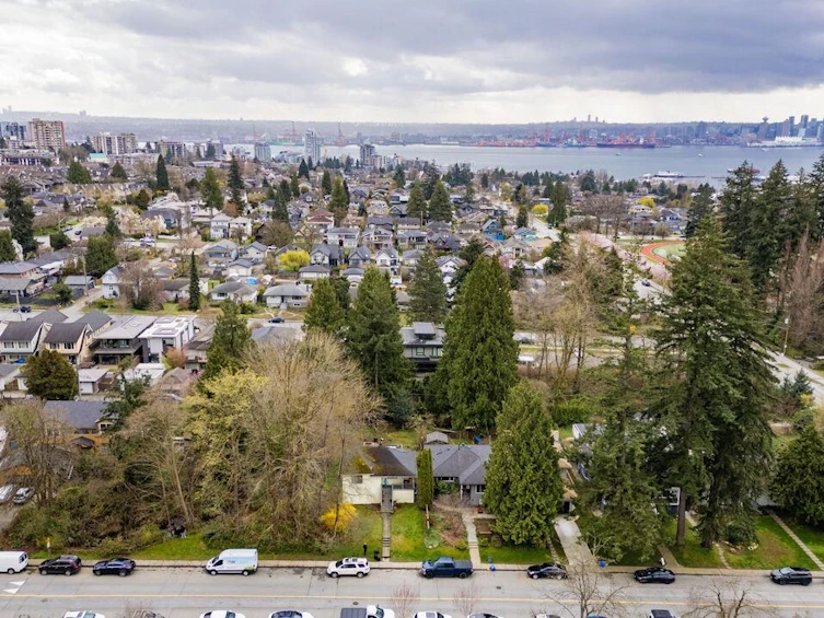 341 W 19th Street, North Vancouver, BC, V7M 1X7 - 29