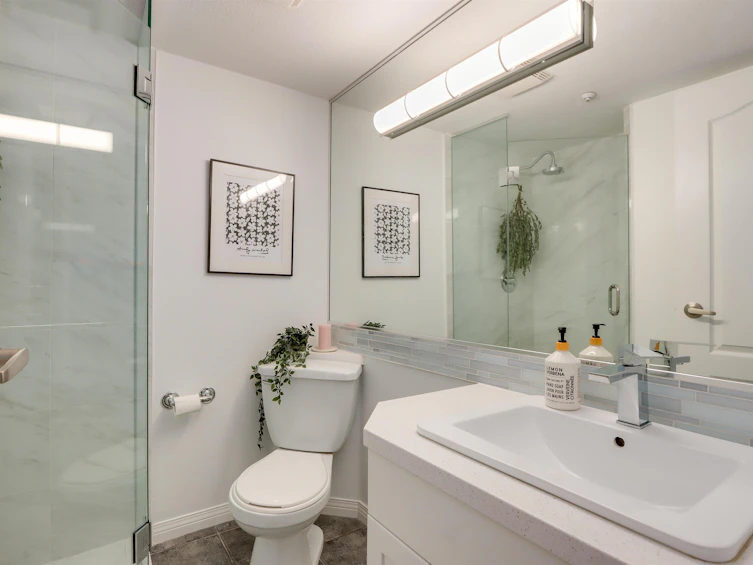 202-655 W 7th Avenue, Vancouver, BC, V5Z 1B6 - 26