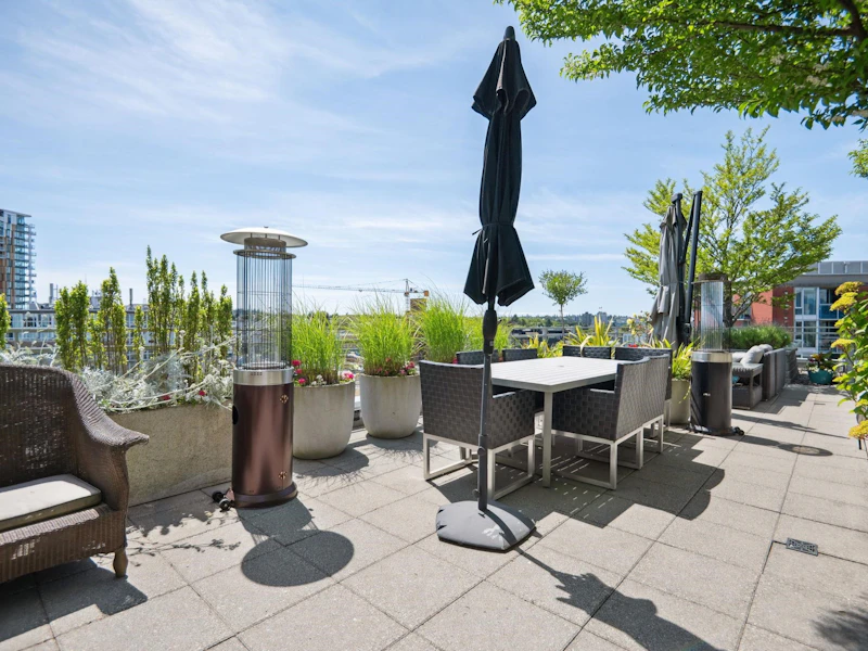 PH4 - 2321 Scotia Street, Vancouver BC V5T 0A8