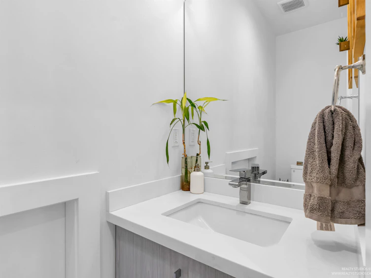 5113 Fairmont Street, Vancouver, BC, V5R 3V4 - 21