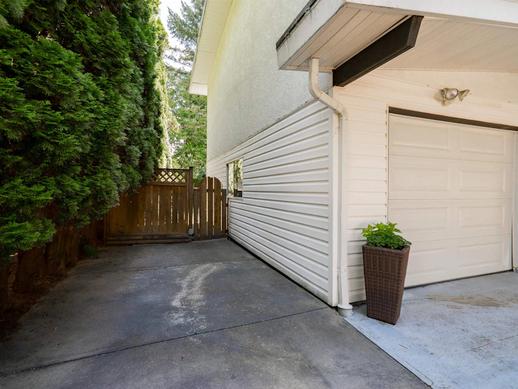 3748 Inverness Street, Port Coquitlam, BC, V3B 3B6 - 38