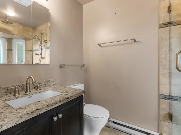 9324 211a Street, Langley, BC, V1M 2B8 - 33