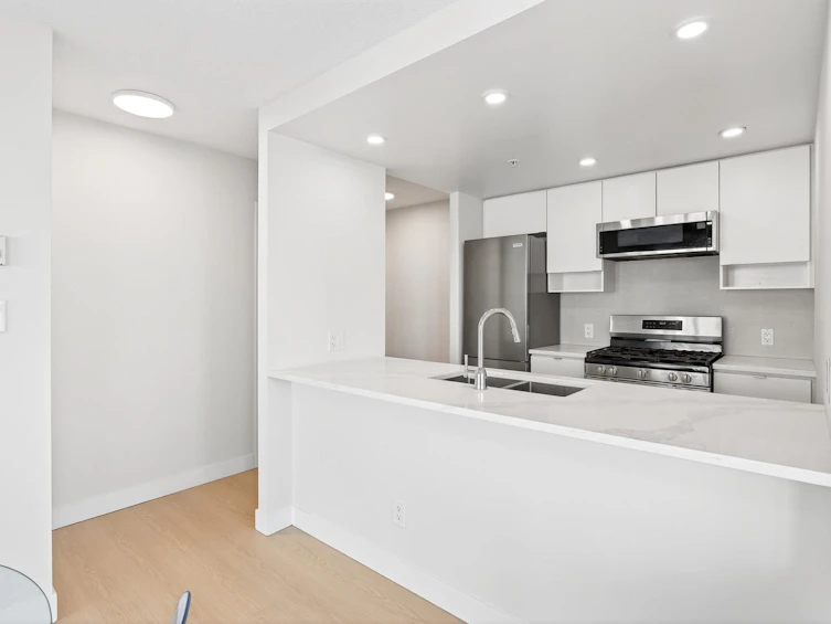 1810-939 Expo Boulevard, Vancouver, BC, V6Z 3G7 - 8