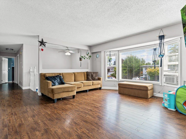 8645 Baker Drive, Chilliwack, BC, V2P 7A3 - 5