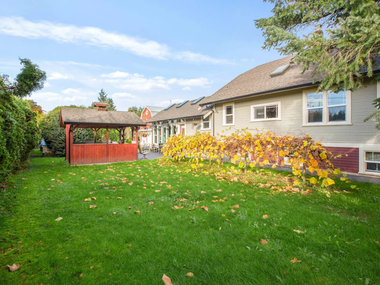 7381 192 Street, Surrey, BC, V4N 5Y4 - 7
