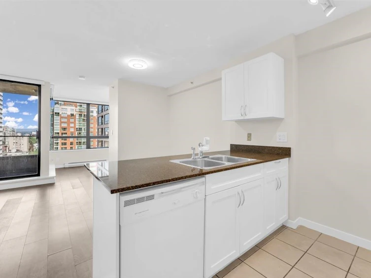 1712-938 Smithe Street, Vancouver, BC, V6Z 3H8 - 9