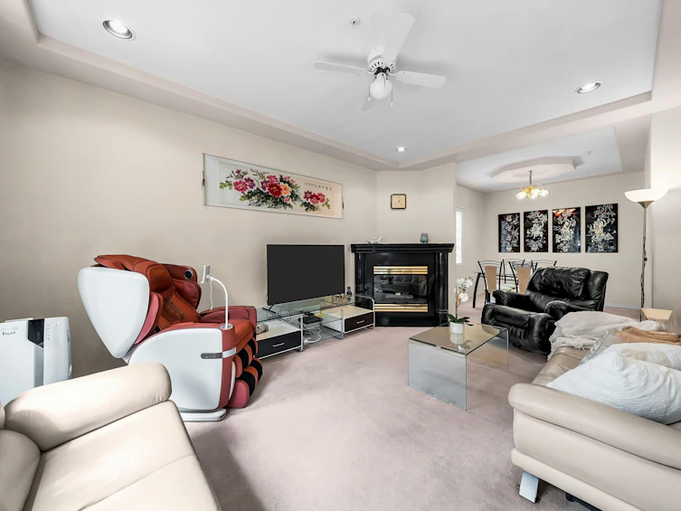 1781 E 14th Avenue, Vancouver, BC, V5N 2E3 - 2