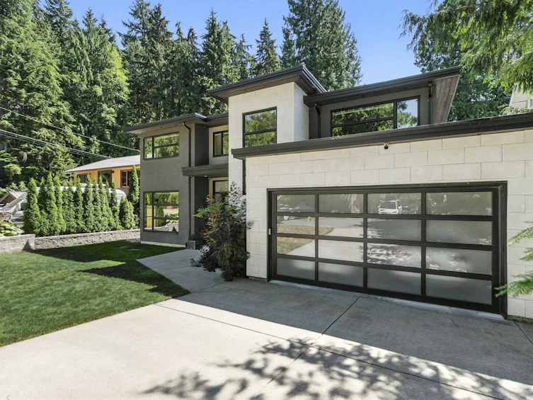 1891 Burrill Avenue, North Vancouver, BC, V7K 1M3 - 3