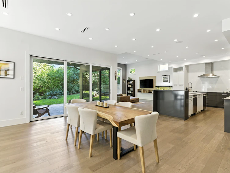 1891 Burrill Avenue, North Vancouver, BC, V7K 1M3 - 10