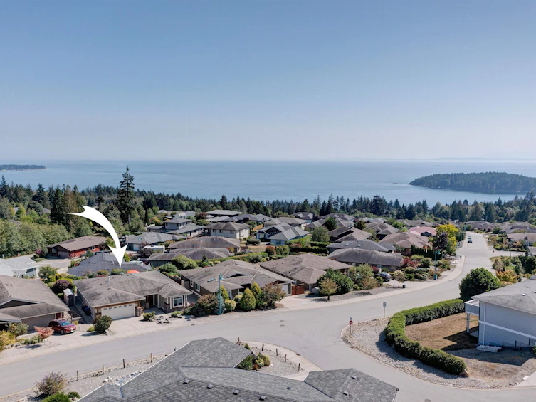 6338 Baillie Road, Sechelt, BC, V7Z 0N7 - 6