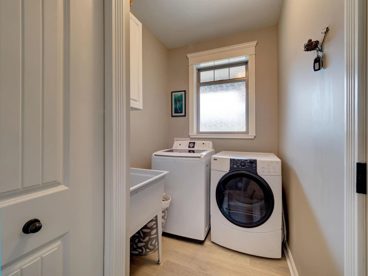 6338 Baillie Road, Sechelt, BC, V7Z 0N7 - 18