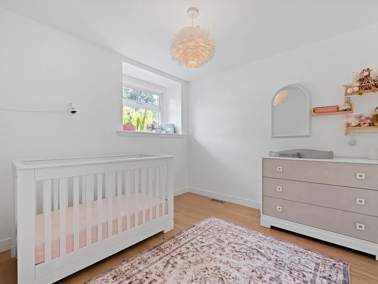 1075 Adderley Street, North Vancouver, BC, V7L 1T4 - 21