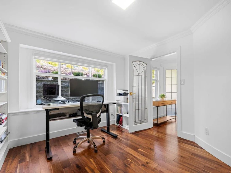 1075 Adderley Street, North Vancouver, BC, V7L 1T4 - 15