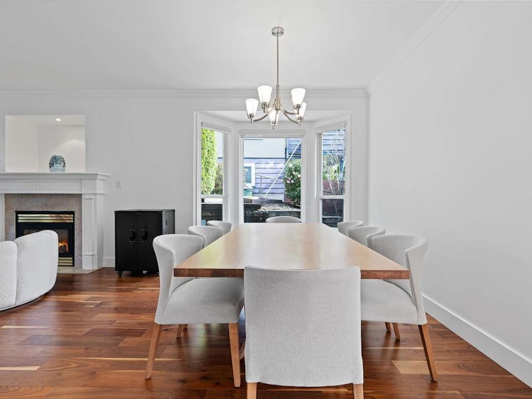 1075 Adderley Street, North Vancouver, BC, V7L 1T4 - 6