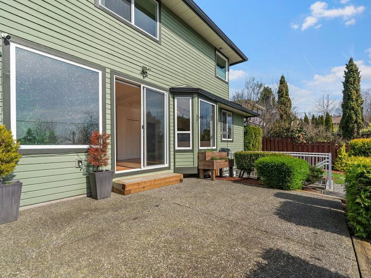 1075 Adderley Street, North Vancouver, BC, V7L 1T4 - 36