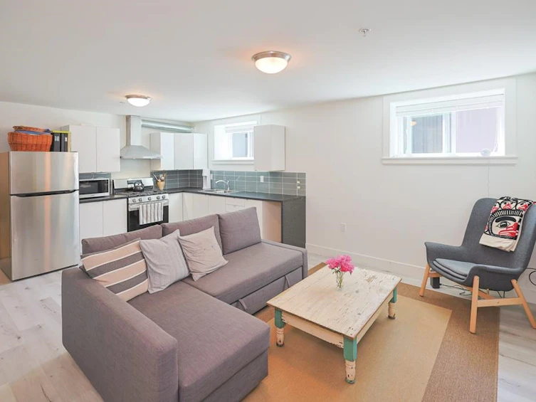 5855 St. George Street, Vancouver, BC, V5W 2Y4 - 20