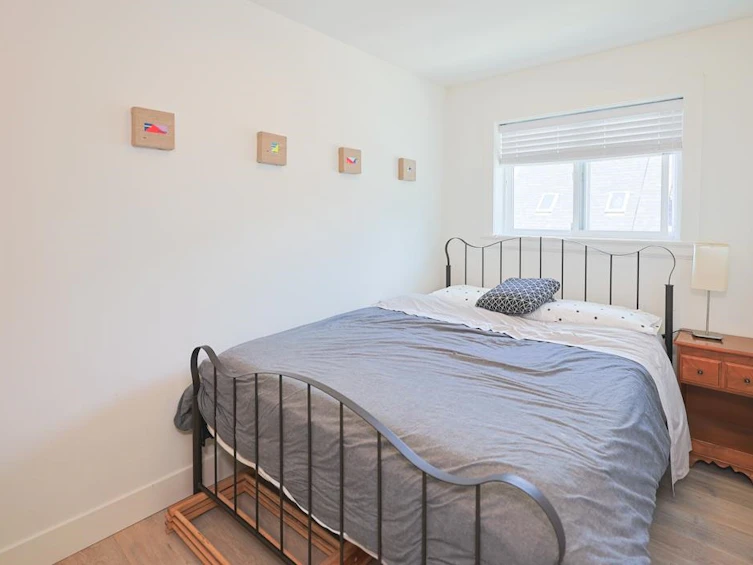5855 St. George Street, Vancouver, BC, V5W 2Y4 - 11