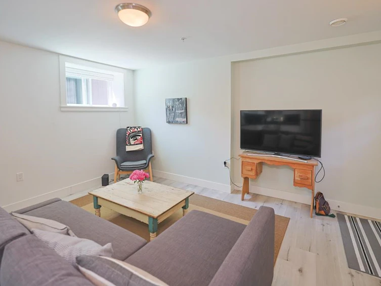 5855 St. George Street, Vancouver, BC, V5W 2Y4 - 18