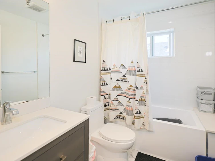 5855 St. George Street, Vancouver, BC, V5W 2Y4 - 10