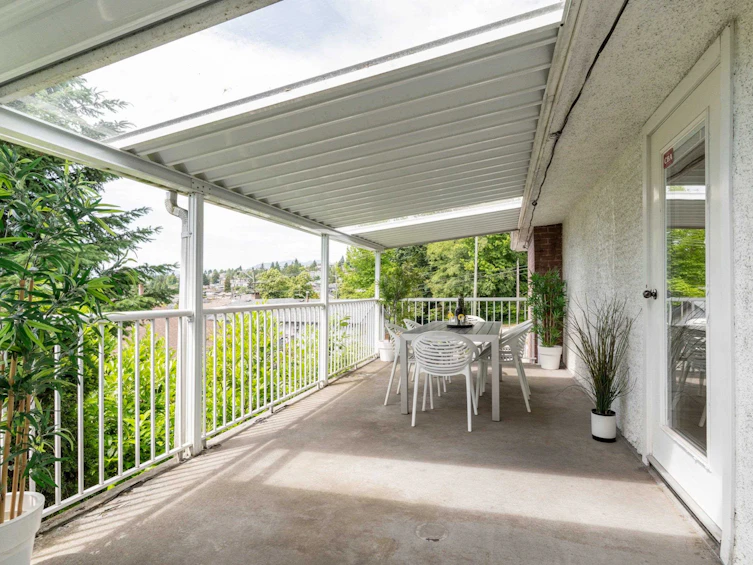 5720 Curtis Street, Burnaby, BC, V5B 2A2 - 23