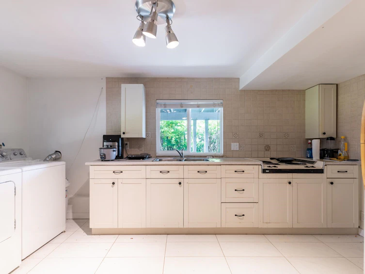 5720 Curtis Street, Burnaby, BC, V5B 2A2 - 26
