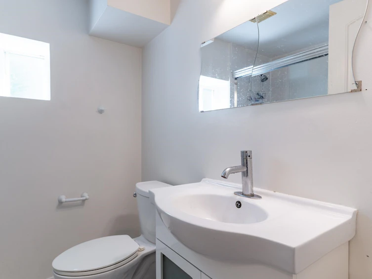 5720 Curtis Street, Burnaby, BC, V5B 2A2 - 30