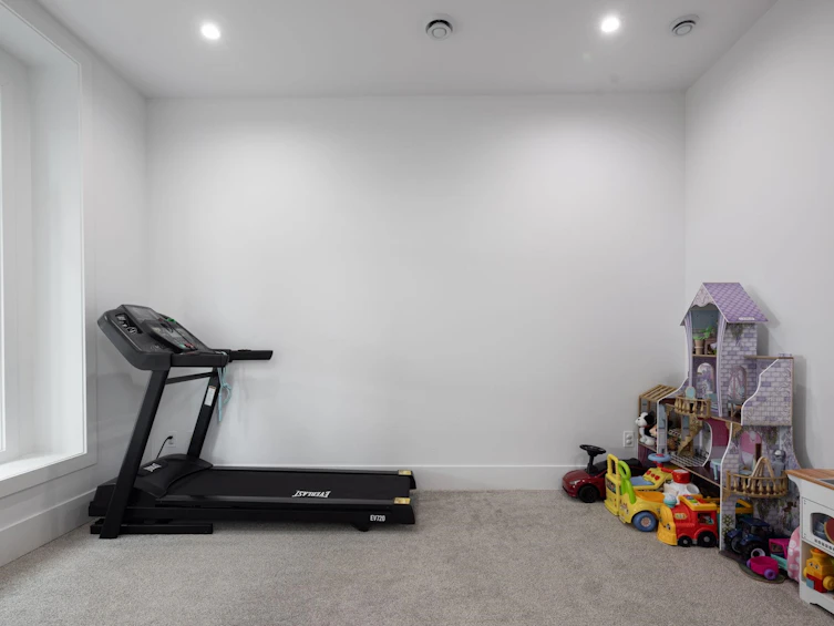 10571 Seahaven Drive, Richmond, BC, V7A 4C7 - 10
