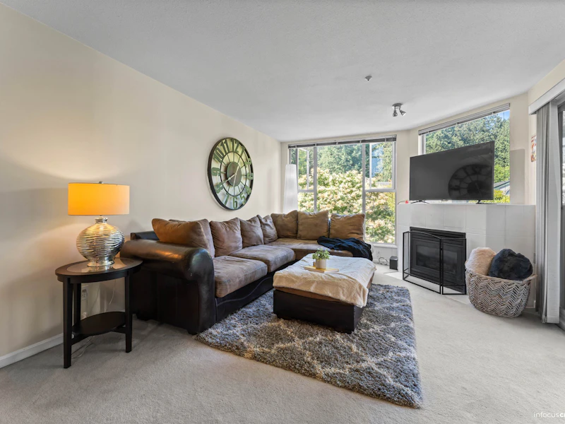 303 - 12155 191b Street, Pitt Meadows BC V3Y 2S2