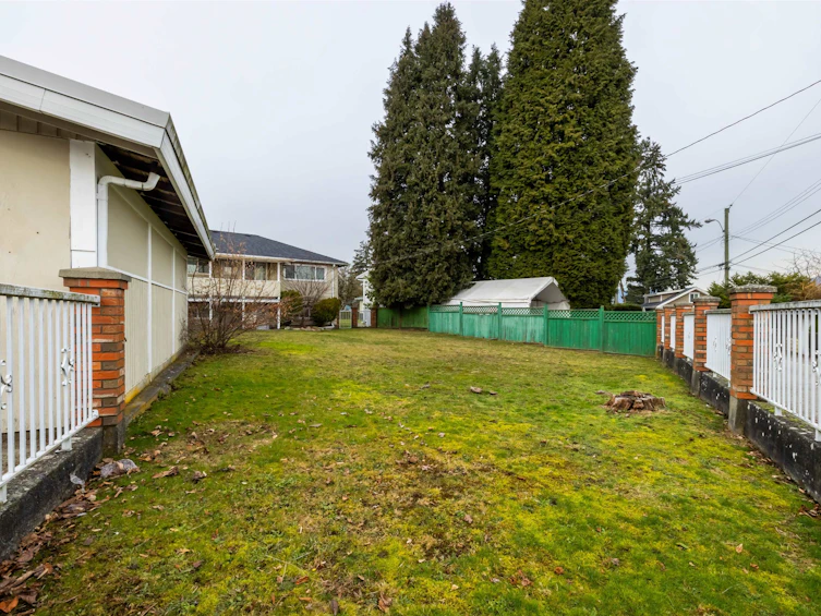 3692 E 24 Avenue, Vancouver, BC, V5R 1H1 - 13
